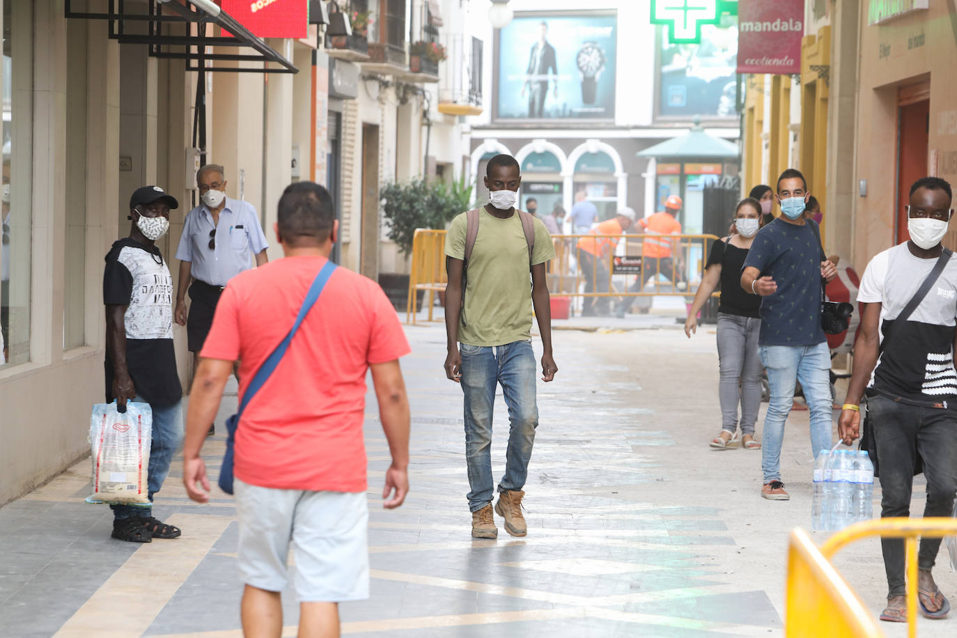 Fotos: La Comunidad confina el casco urbano de Lorca ante el descontrol de los contagios