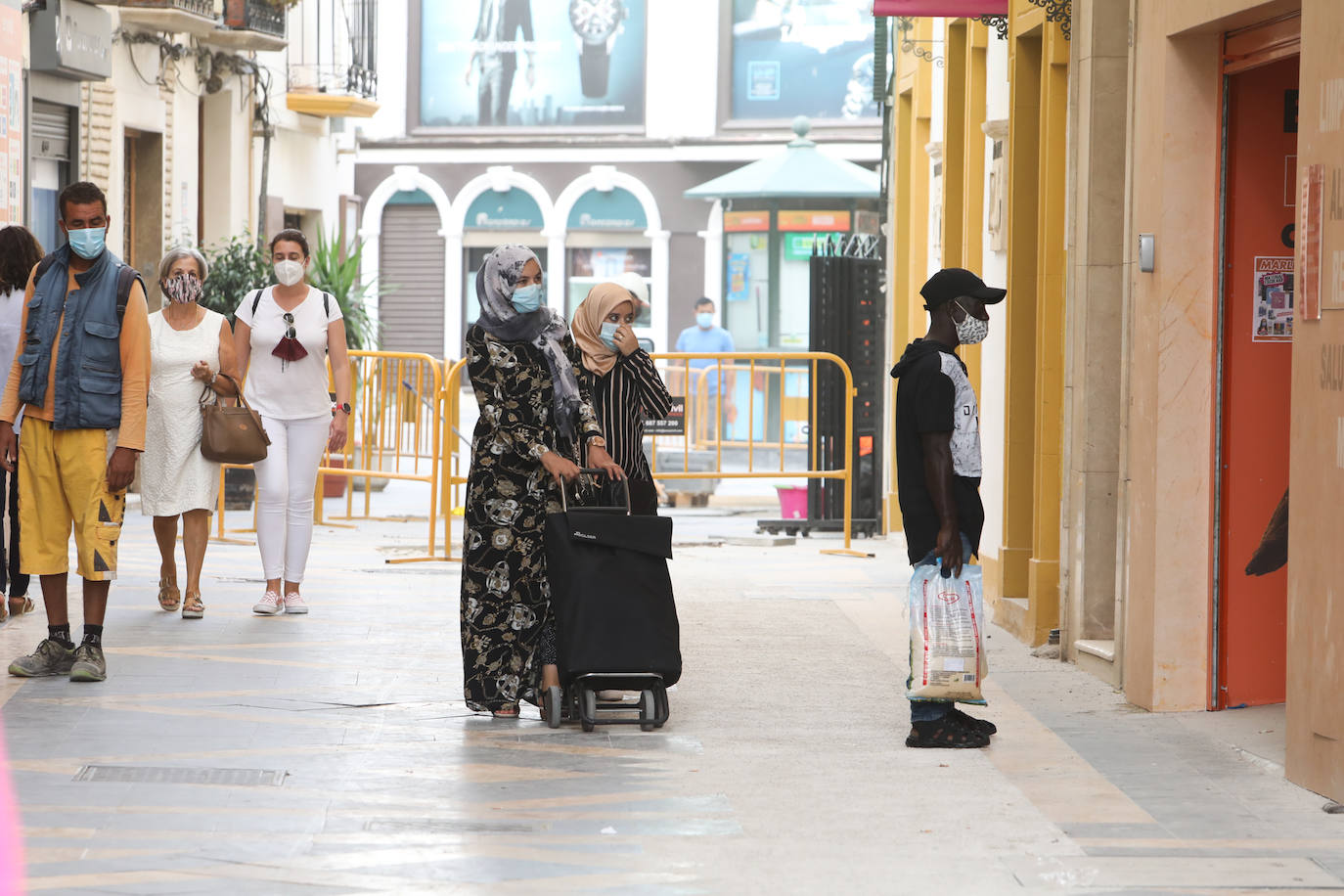 Fotos: La Comunidad confina el casco urbano de Lorca ante el descontrol de los contagios