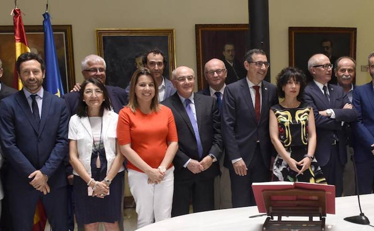 Toma de posesión de catedráticos de la UMU, en una fotografía de archivo.