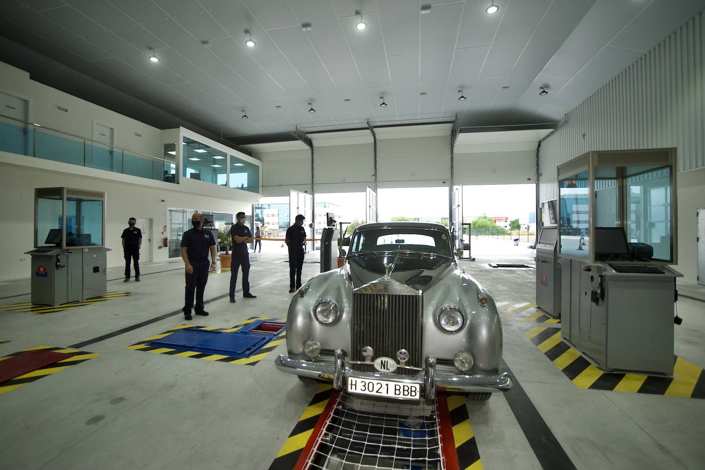 Fotos: El Polígono Industrial Oeste de San Ginés acoge la sexta ITV de Murcia