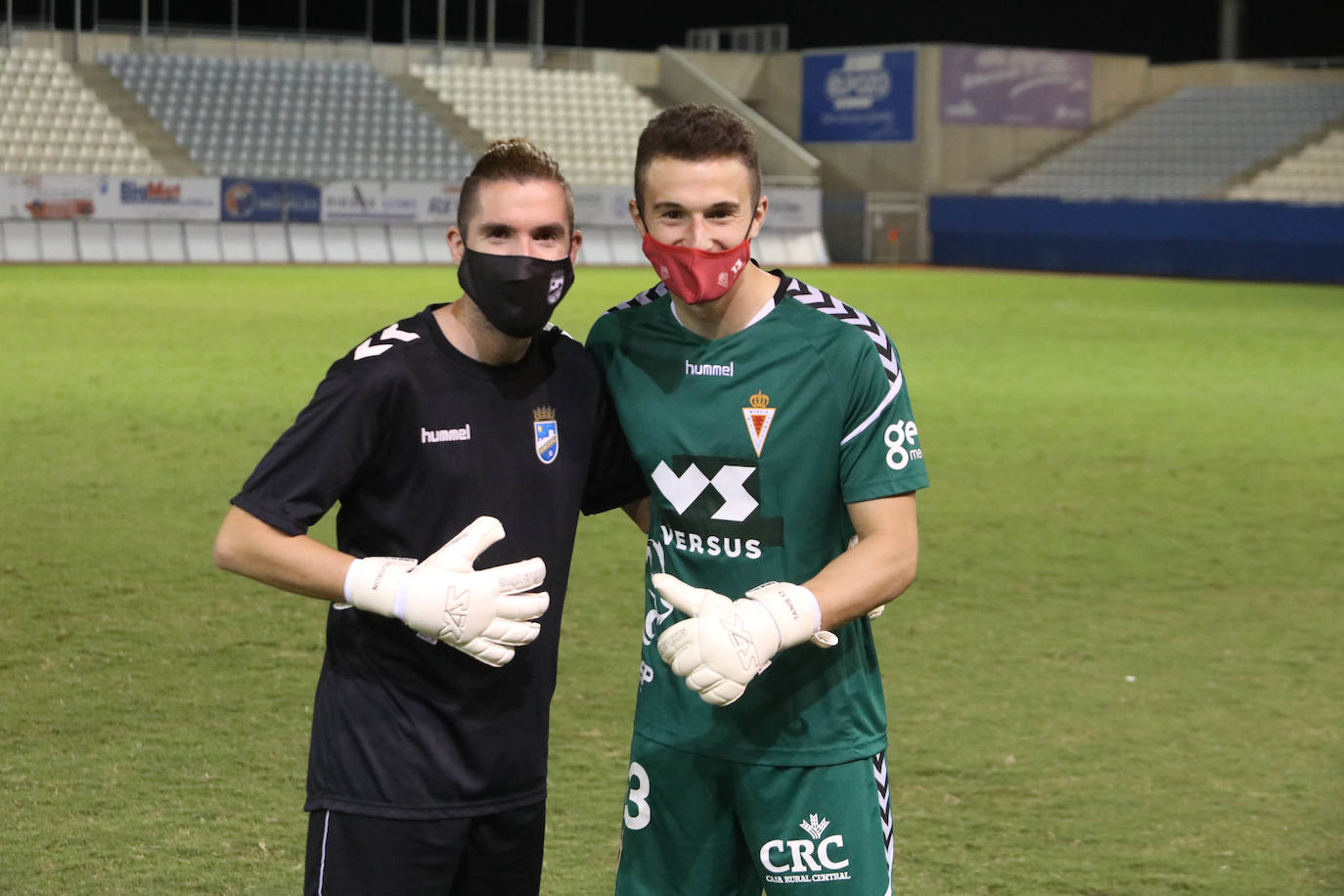 Fotos: El Lorca le da otro toque de atención al Real Murcia