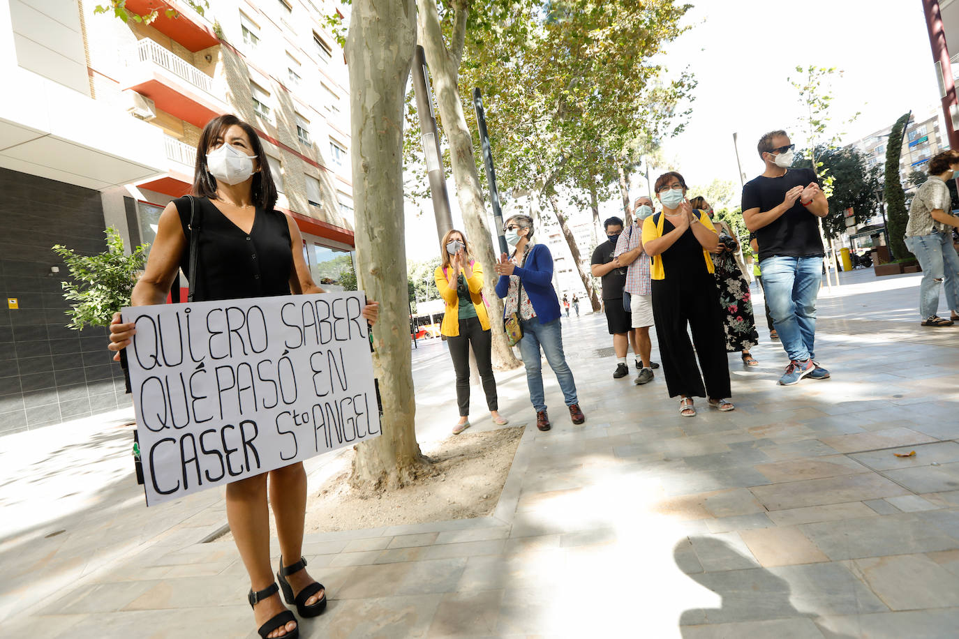 Fotos: La Marea de Residencias de la Región pide «proteger a los ancianos abandonados y justicia para los muertos»