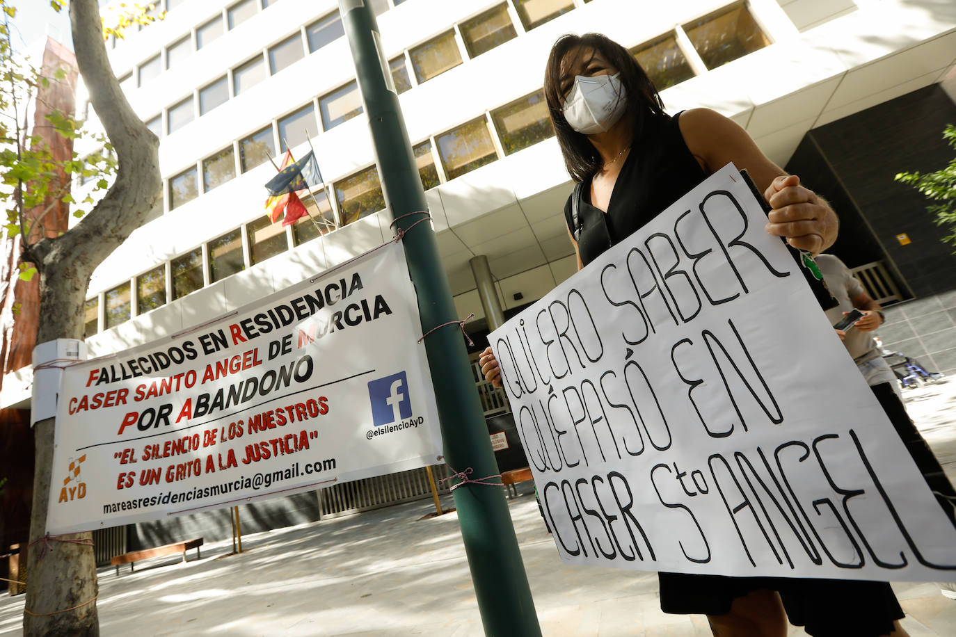 Fotos: La Marea de Residencias de la Región pide «proteger a los ancianos abandonados y justicia para los muertos»