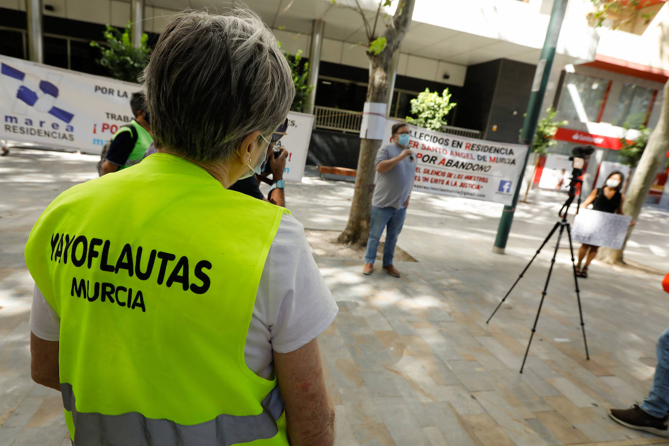 Fotos: La Marea de Residencias de la Región pide «proteger a los ancianos abandonados y justicia para los muertos»