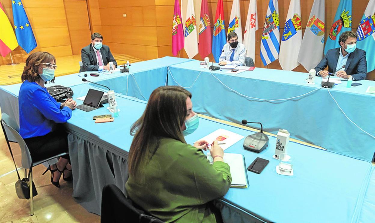 Reunión del comité de seguimiento, ayer en San Esteban. 
