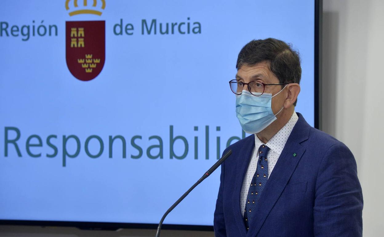 El consejero de Salud, Manuel Villegas, en una imagen de archivo.