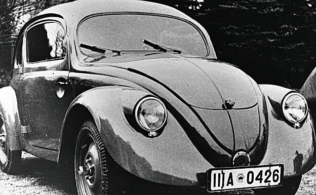 Prototipo W30 de 1937, diseñado por Porsche y que dará lugar al Volkswagen Escarabajo