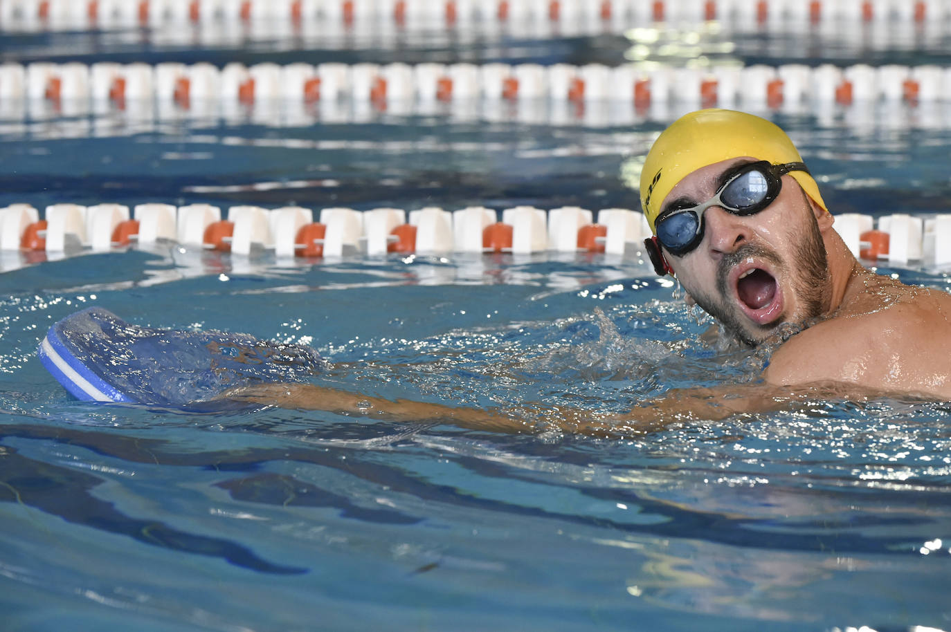 Fotos: Un &#039;GPS&#039; controlará la seguridad de los usuarios en tres piscinas climatizadas de Murcia