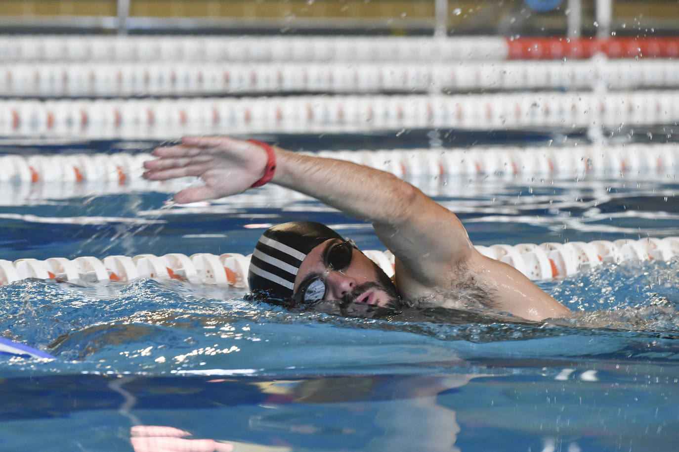 Fotos: Un &#039;GPS&#039; controlará la seguridad de los usuarios en tres piscinas climatizadas de Murcia