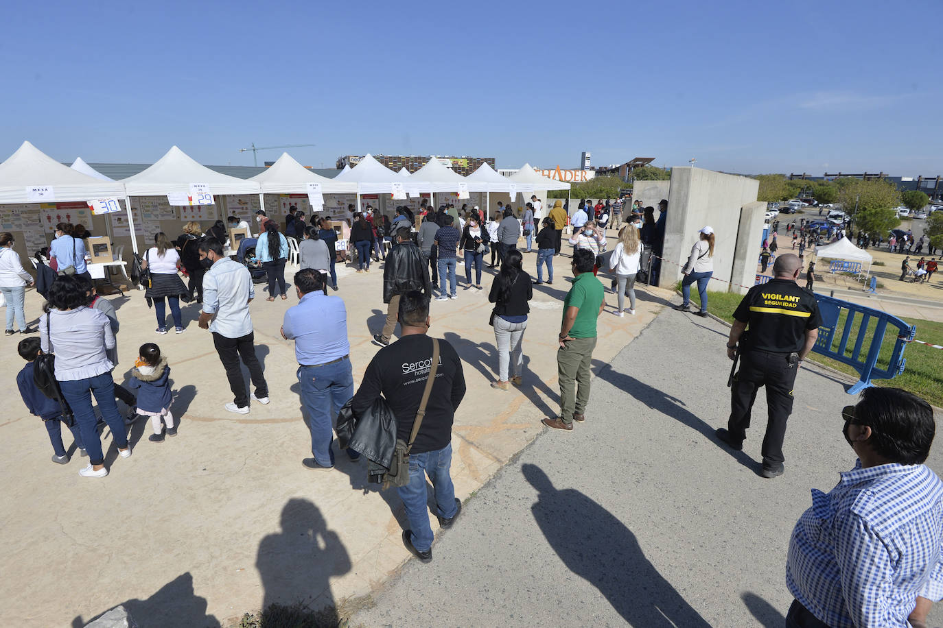 Fotos: Elecciones bolivianas en el centro comercial Thader de Murcia
