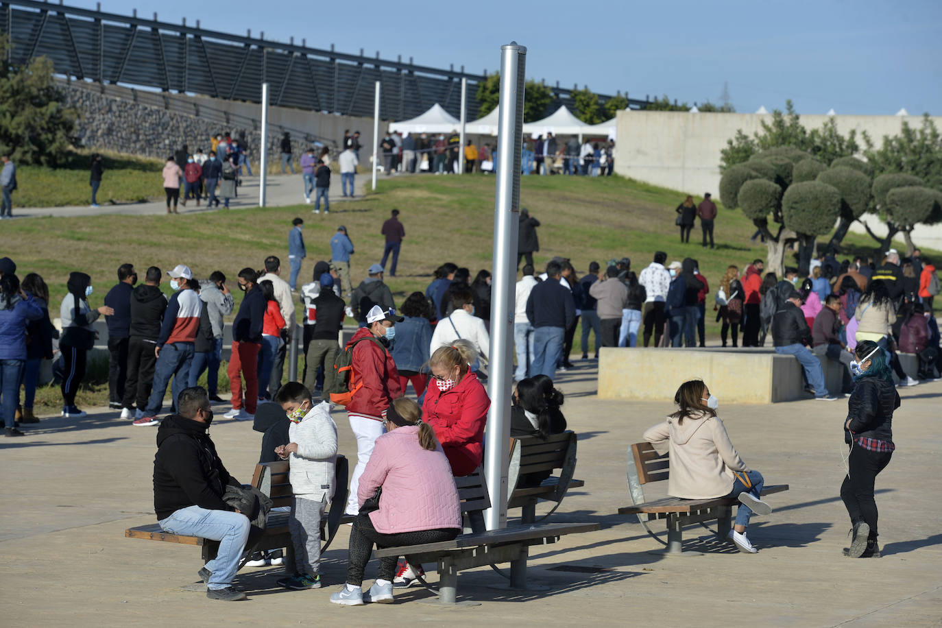 Fotos: Elecciones bolivianas en el centro comercial Thader de Murcia