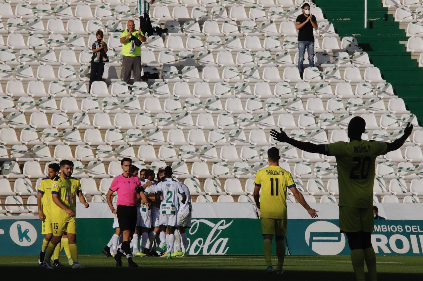 Fotos: El Lorca Deportiva pierde ante el Córdoba en su debut en Segunda B