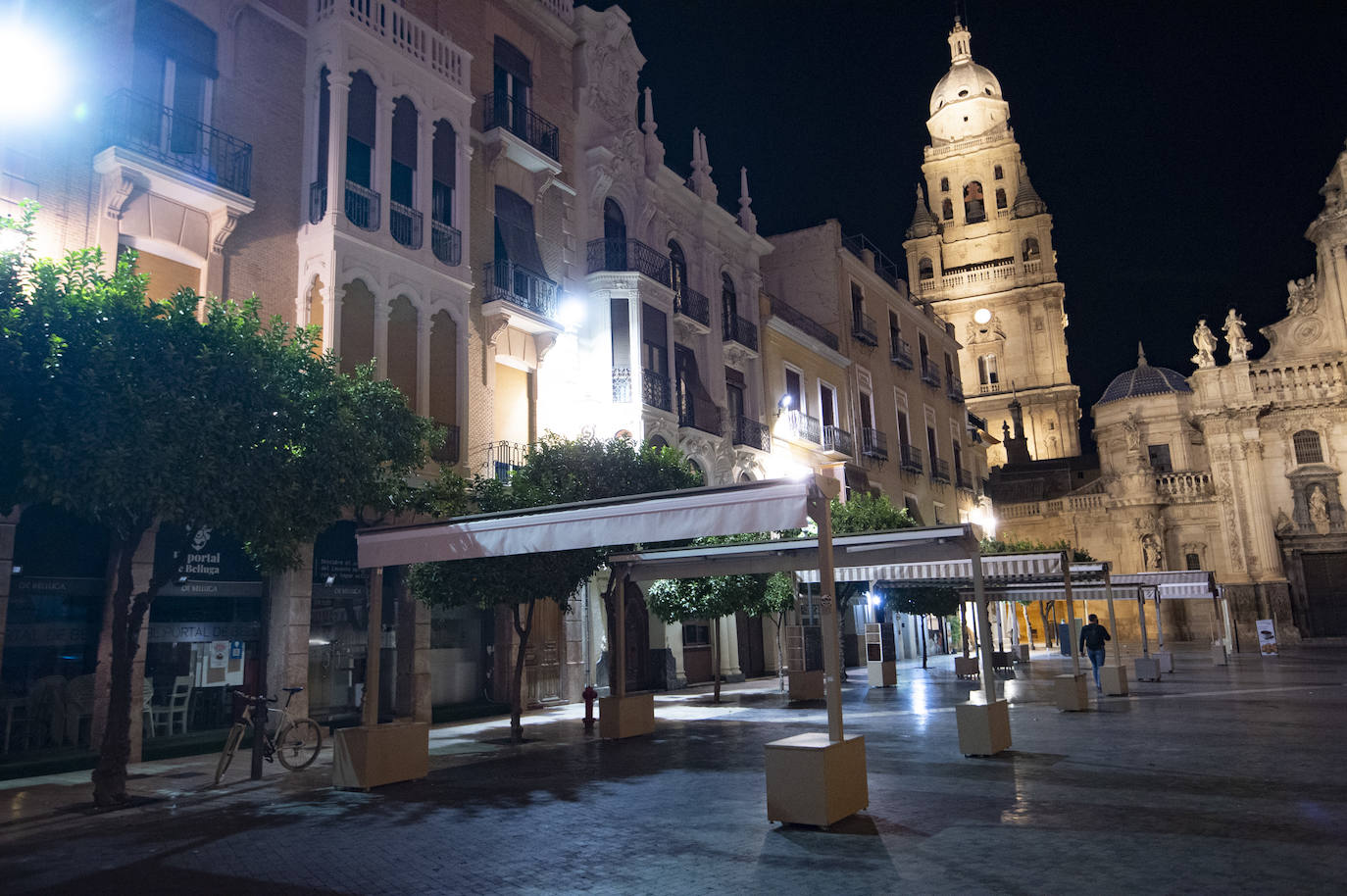 Fotos: Primera noche de toque de queda en Murcia