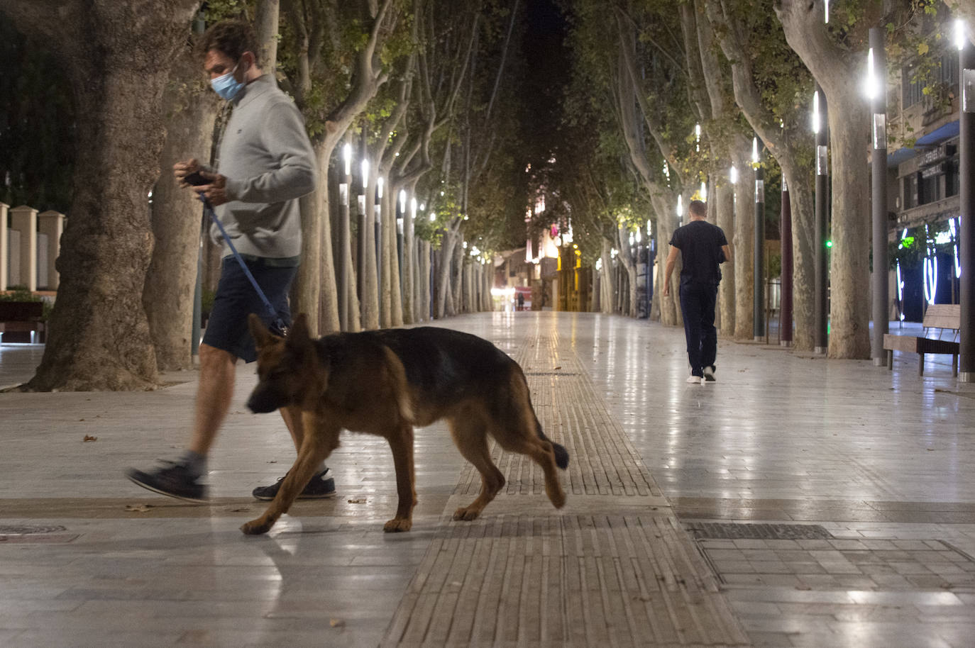 Fotos: Primera noche de toque de queda en Murcia