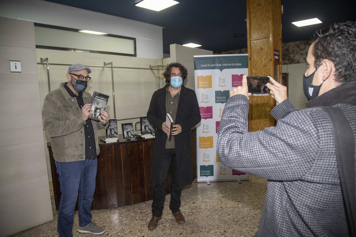 Fotos: Manuel Jabois presenta ‘Malaherba’