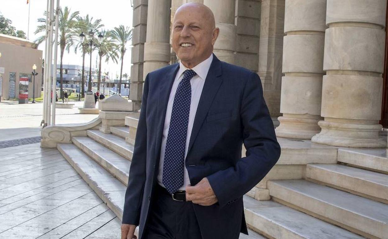 El cartagenero Tomás Olivo se mantiene entre las 10 mayores fortunas de España, según Forbes