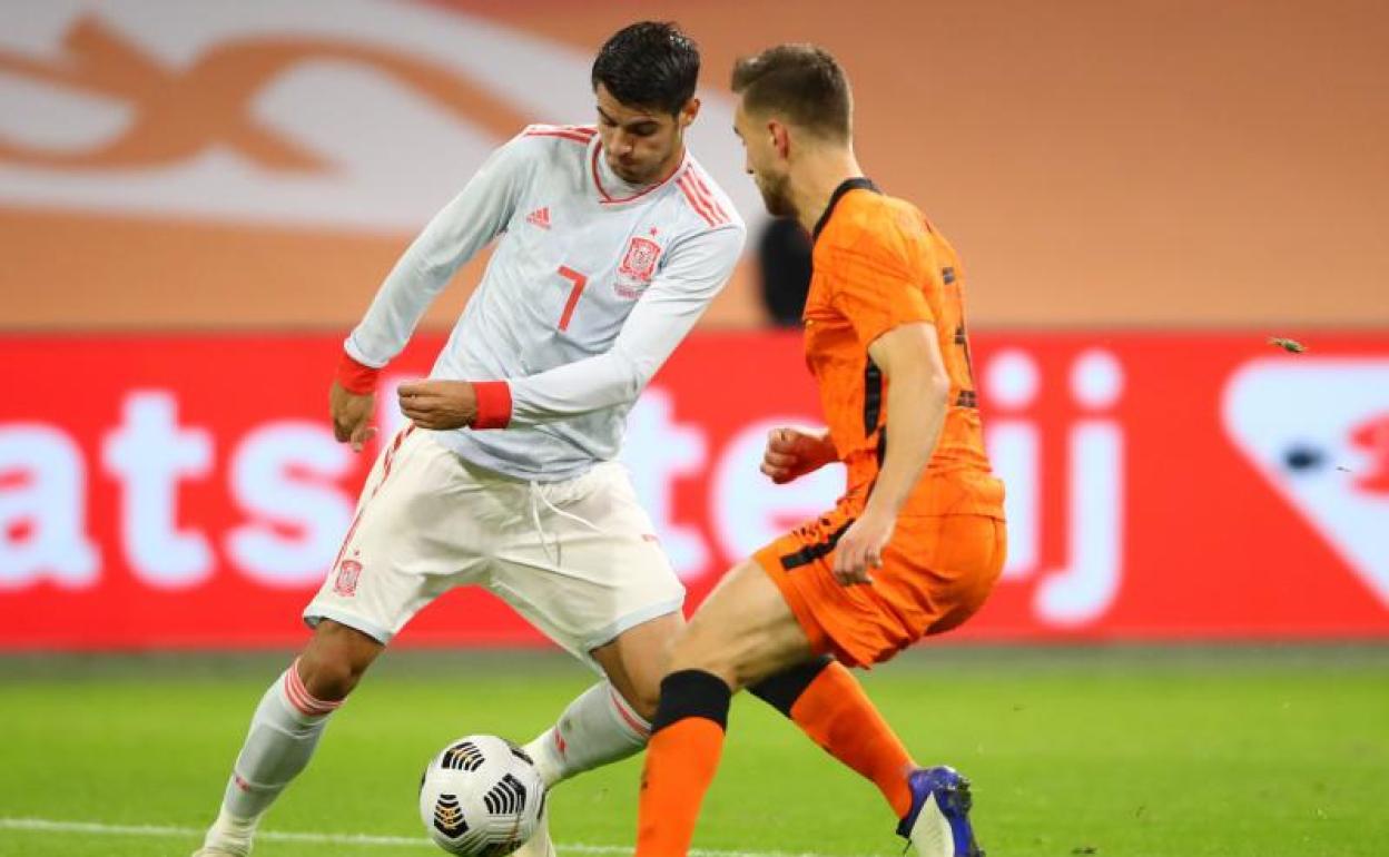 Álvaro Morata, durante el partido disputado en Ámsterdam. 