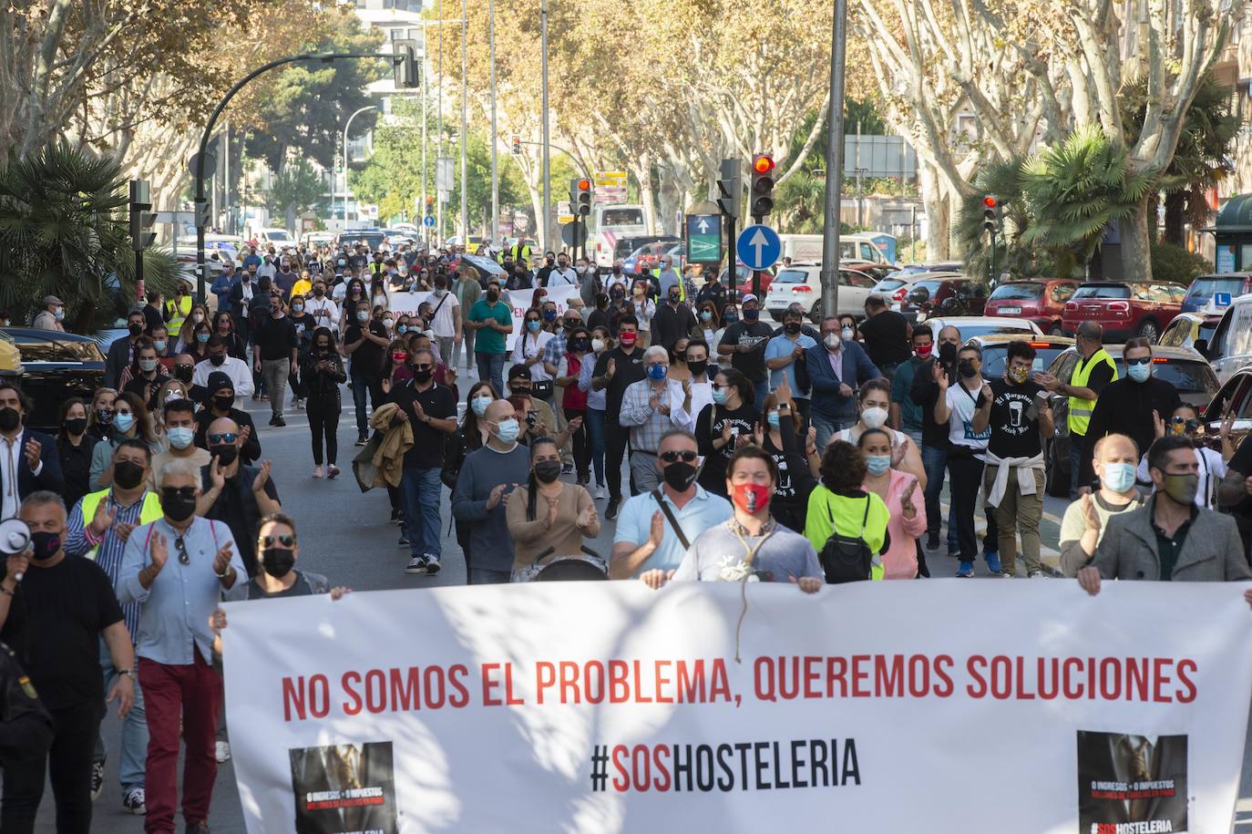 Fotos: Manifestación de hosteleros por las calles de Cartagena hasta la Asamblea Regional