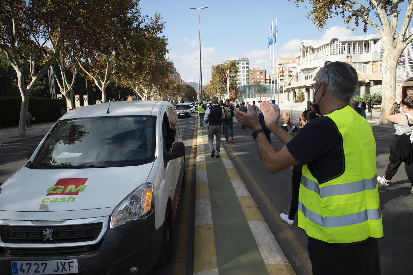 Fotos: Manifestación de hosteleros por las calles de Cartagena hasta la Asamblea Regional