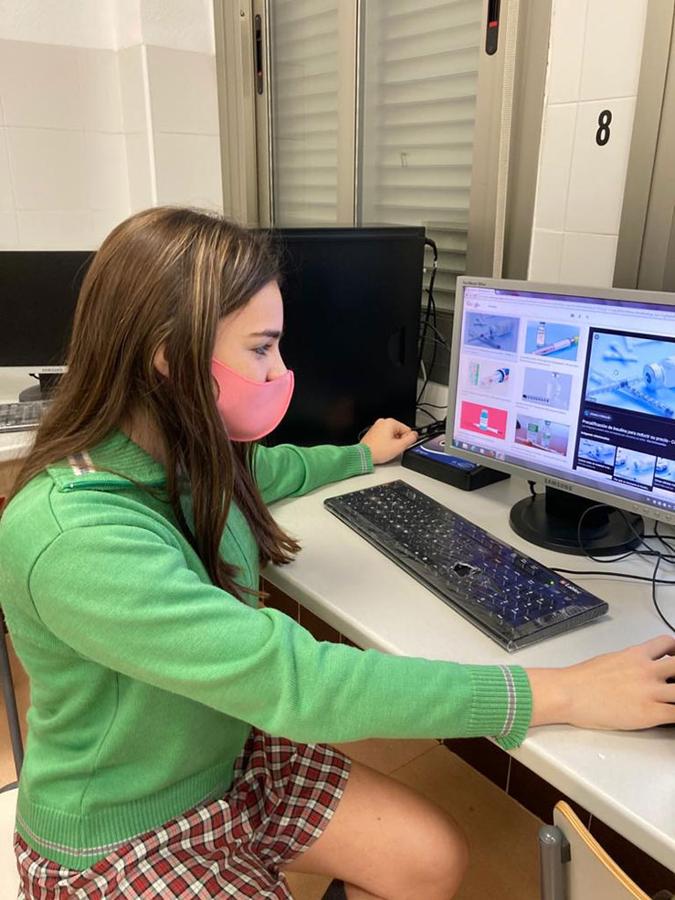 Un miembro de La Cosecha del Saber, del colegio San Pedro Apóstol de San Pedro del Pinatar