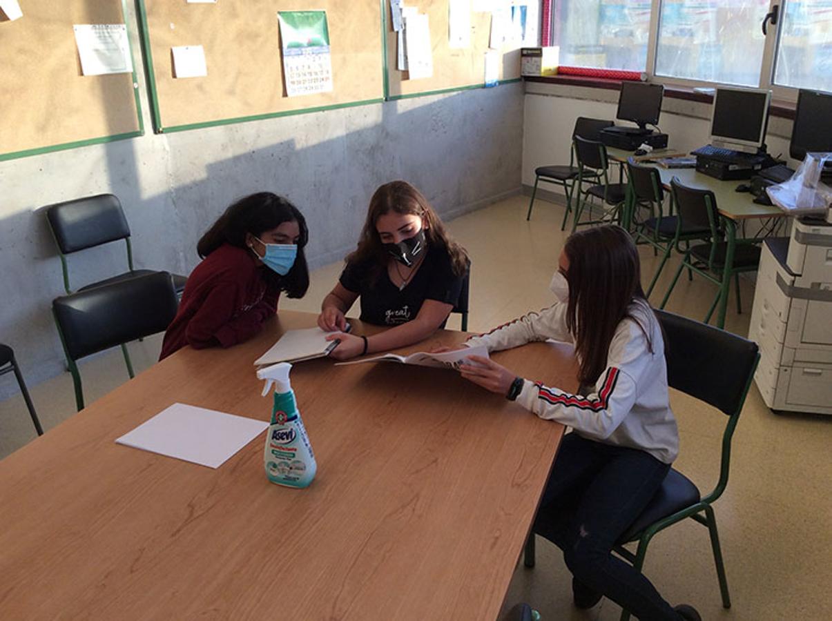 Equipo Veritas, del IES Eduardo Linares Lumeras de Molina