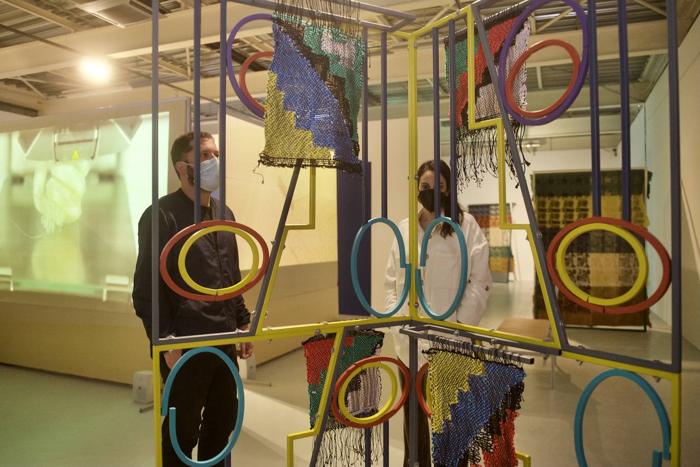 Fotos: Lorenzo Sandoval lleva al Párraga su proceso creativo con ‘Shadow Writing’