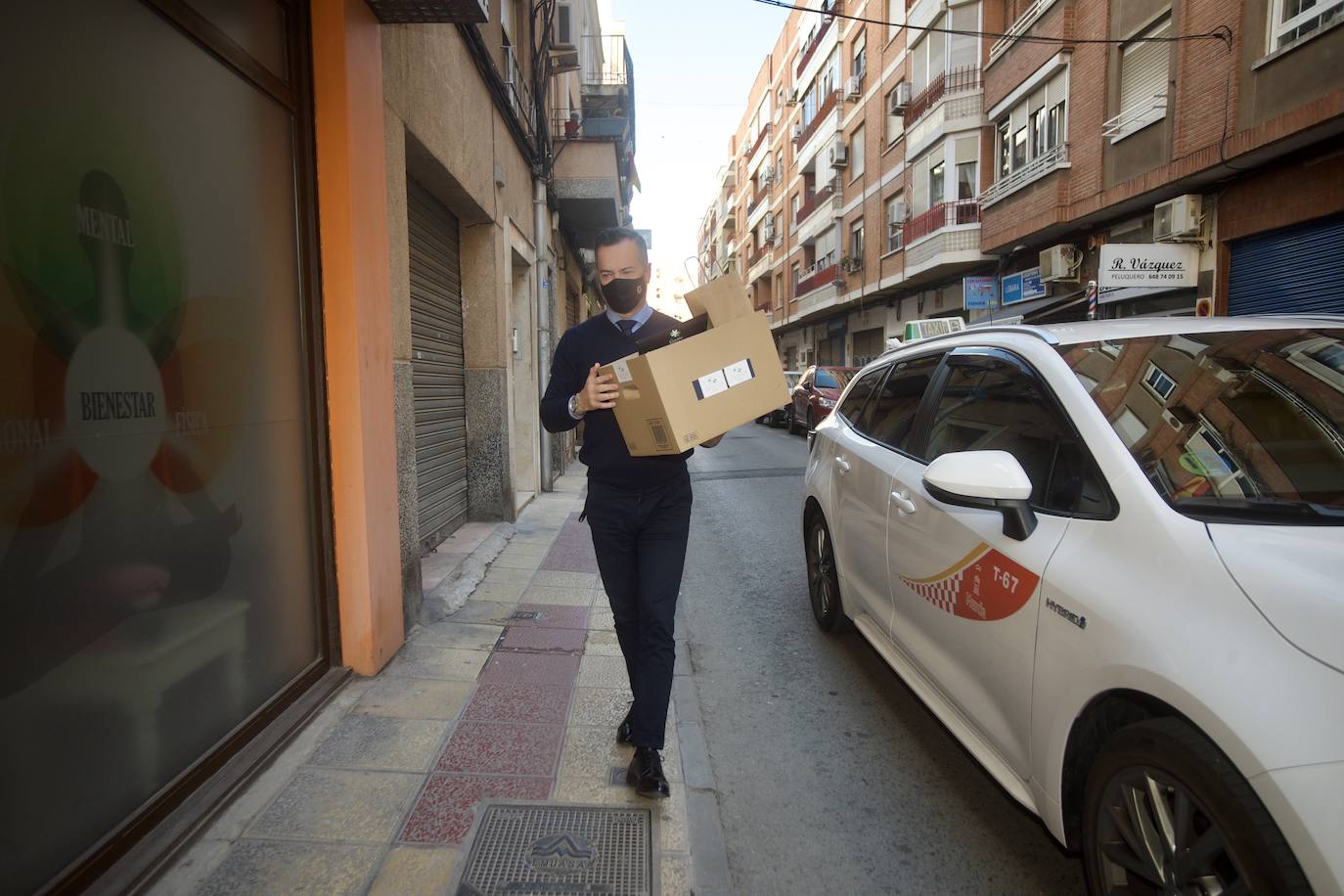 Fotos: Los taxistas de Murcia repartirán pedidos de bares y restaurantes