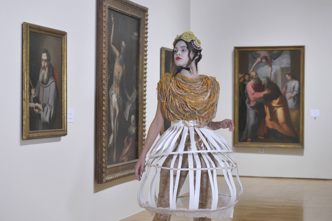 Fotos: Desfile &#039;Caprichos del Barroco&#039; en el Mubam