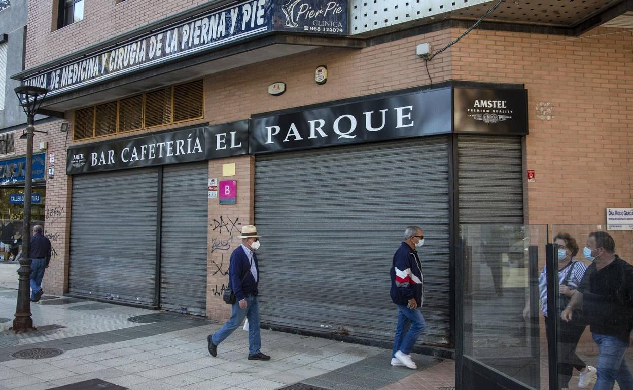 Cafetería cerrada en Cartagena. 