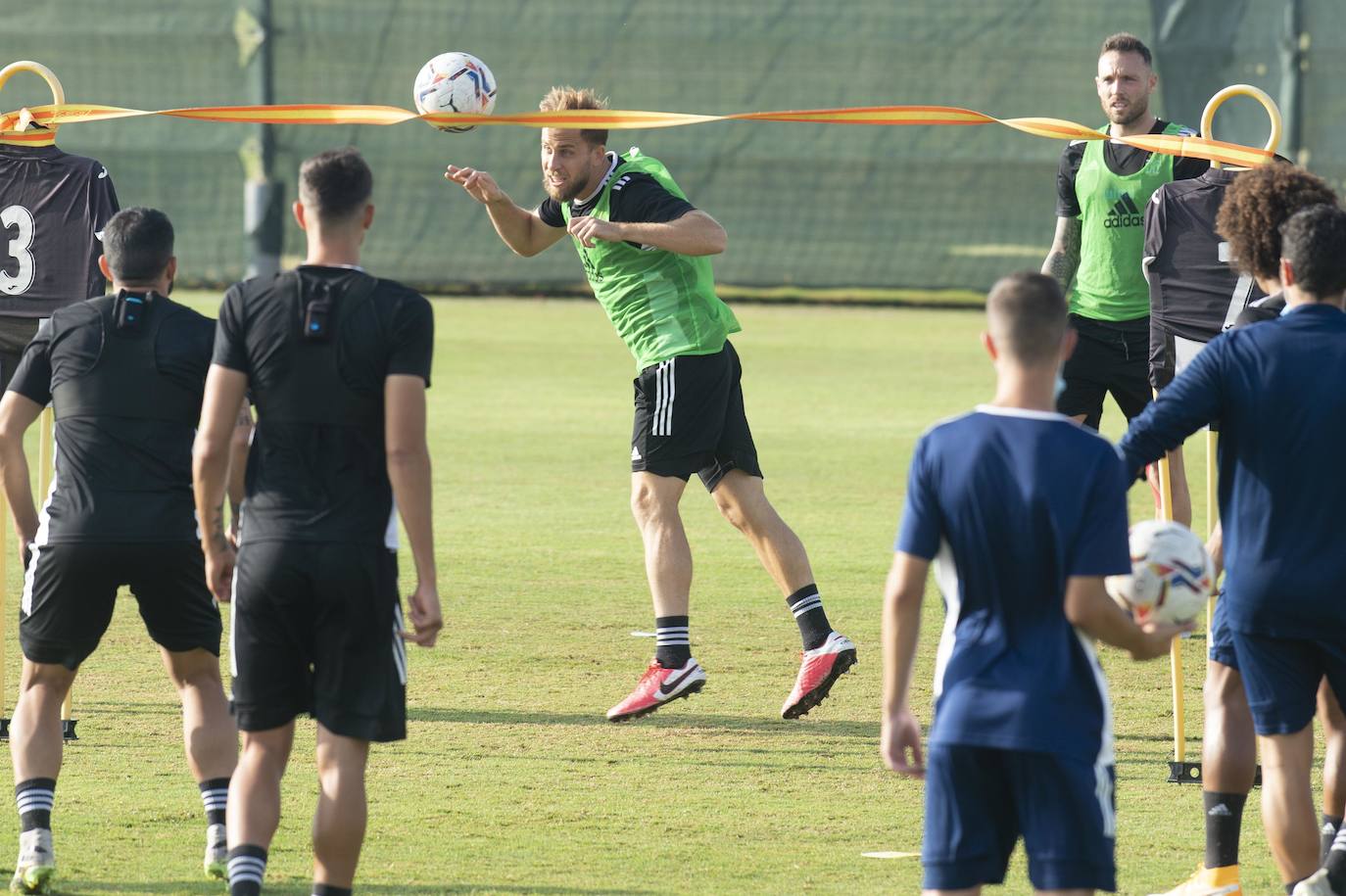 Fotos: Un Efesé que acude al duelo sin complejos