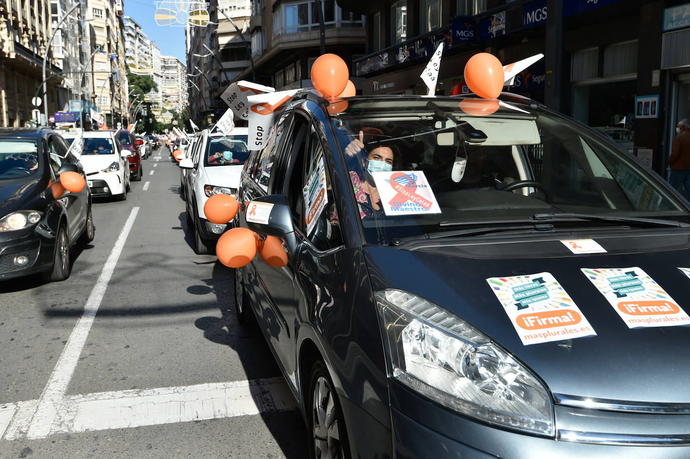 Fotos: La &#039;marea naranja&#039; recorre el centro de Murcia contra la &#039;ley Celaá&#039;