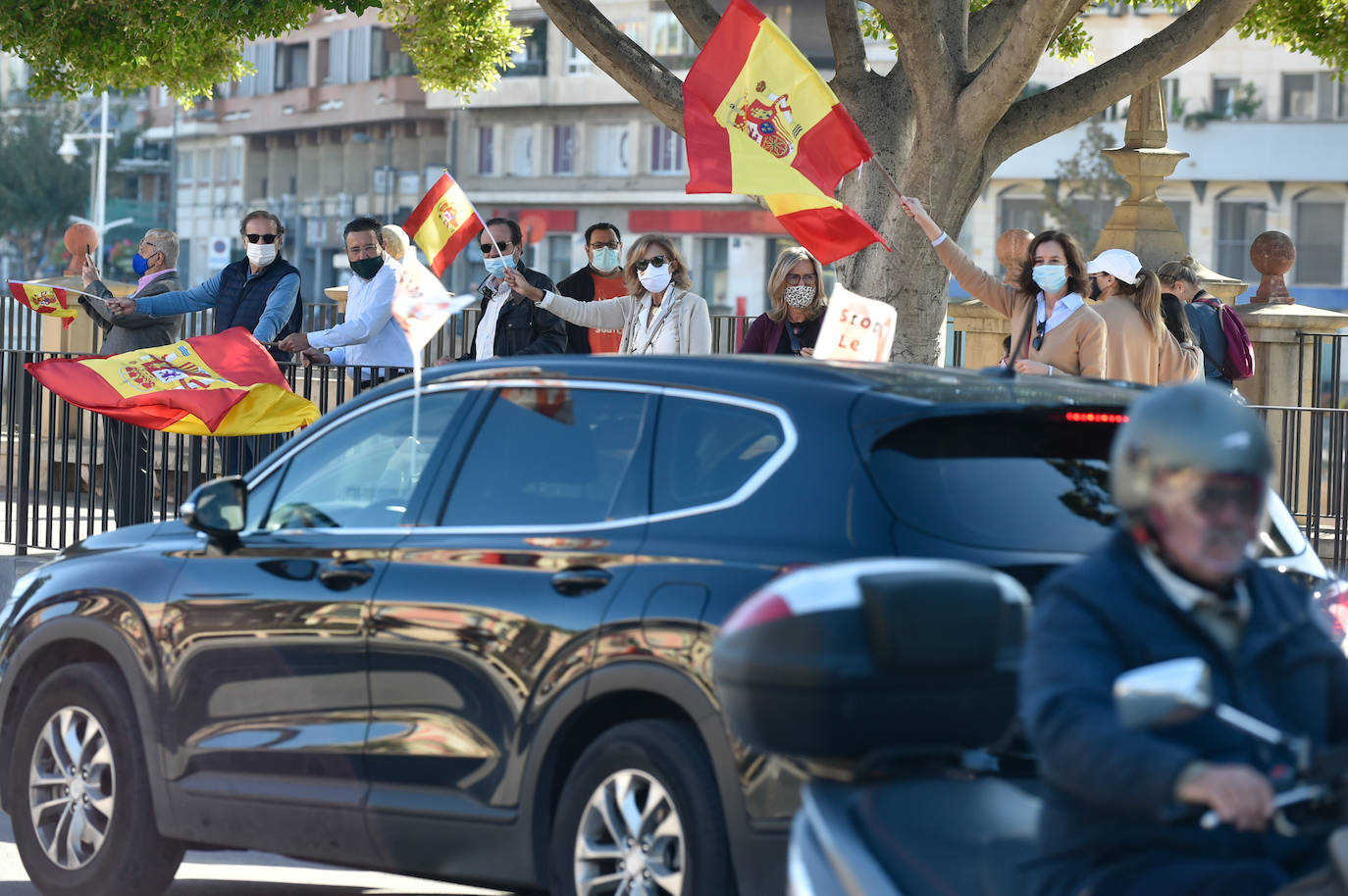 Fotos: La &#039;marea naranja&#039; recorre el centro de Murcia contra la &#039;ley Celaá&#039;