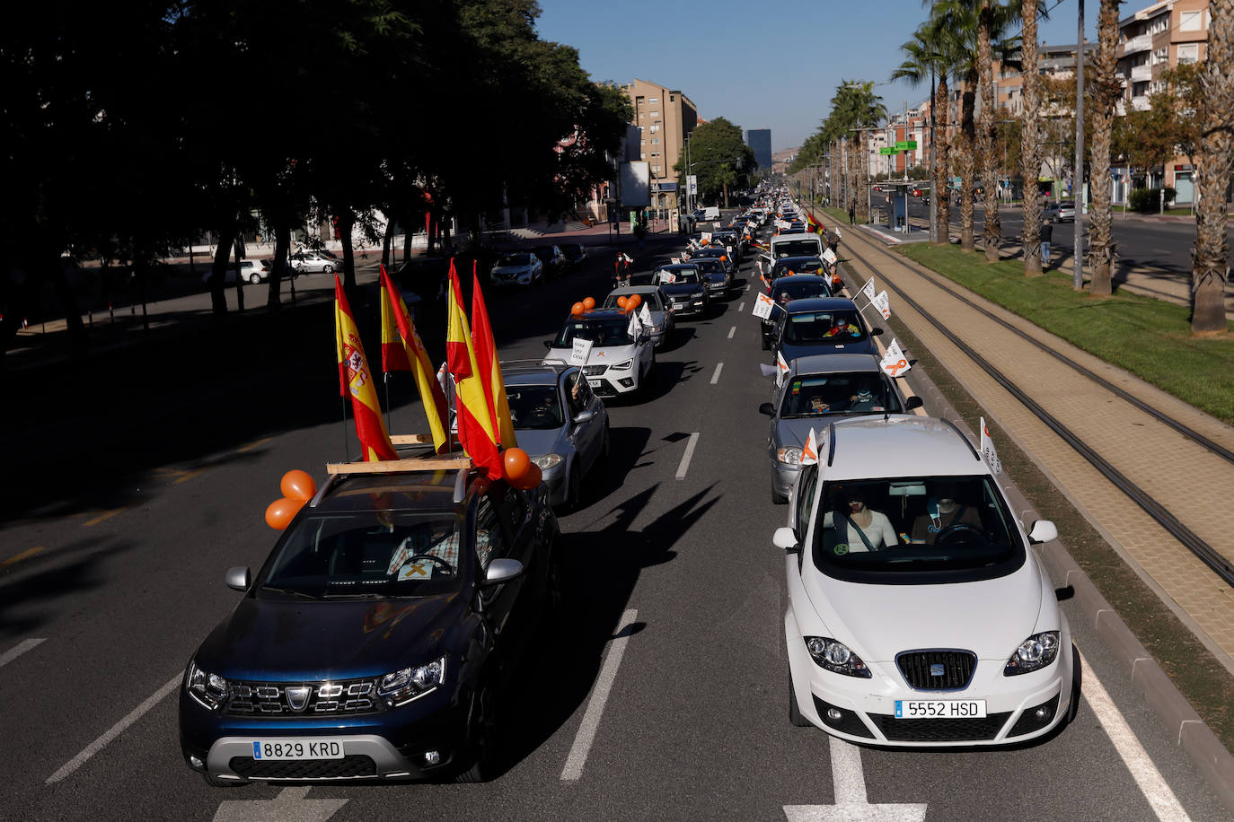 Fotos: La &#039;marea naranja&#039; recorre el centro de Murcia contra la &#039;ley Celaá&#039;