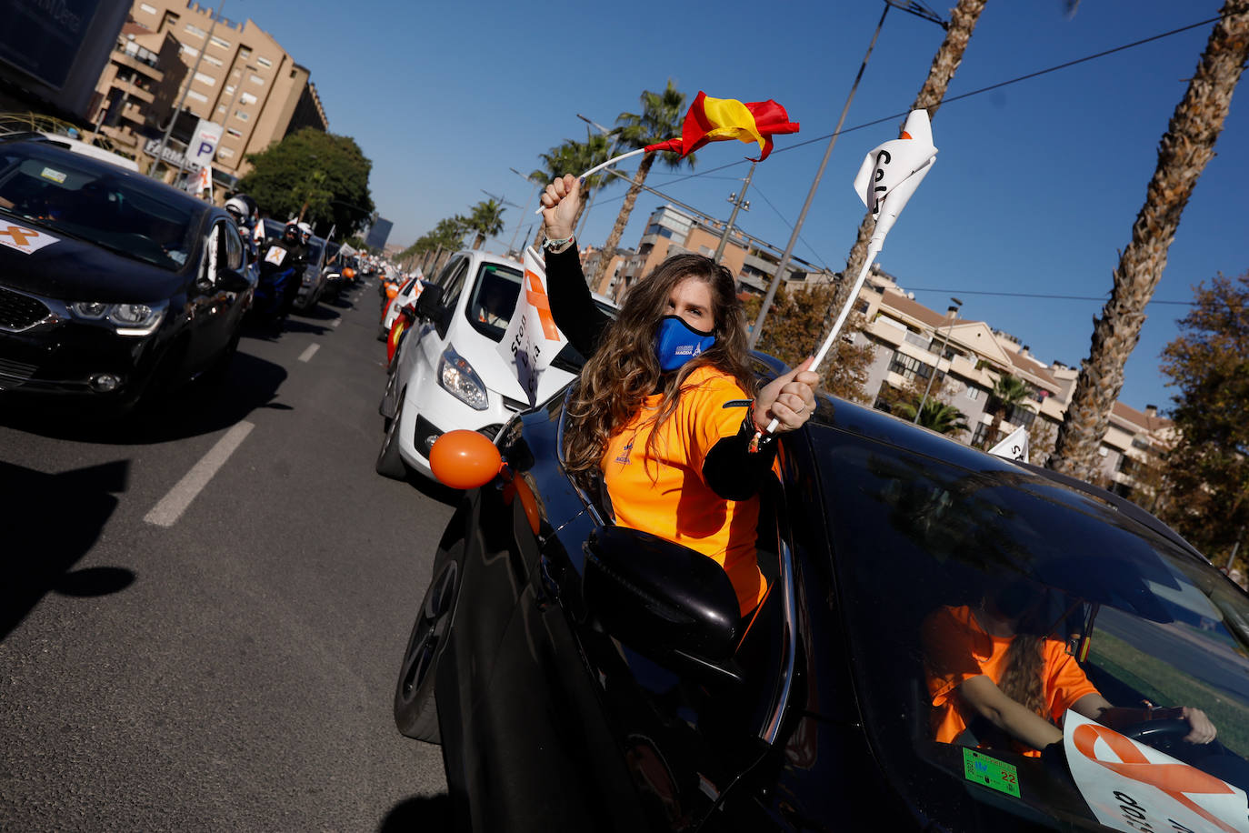 Fotos: La &#039;marea naranja&#039; recorre el centro de Murcia contra la &#039;ley Celaá&#039;