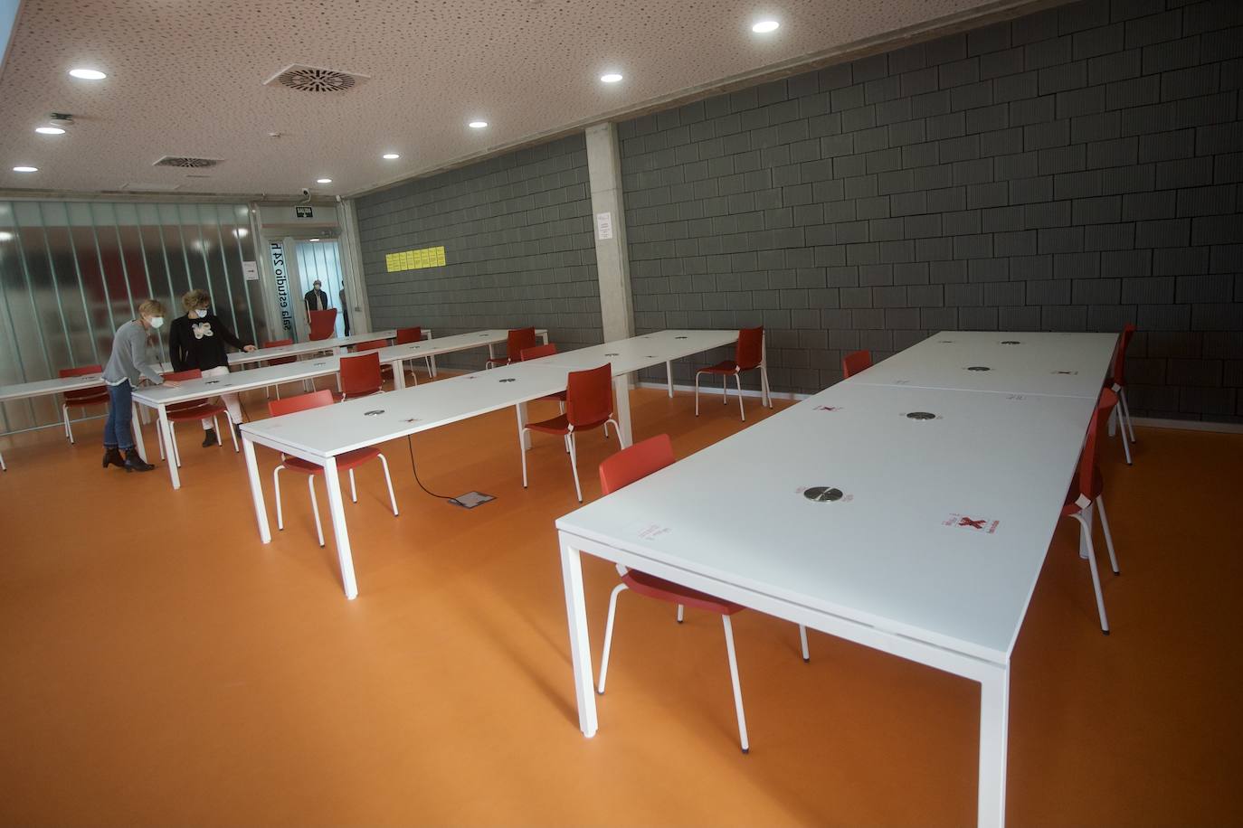 Fotos: Inauguración de la nueva biblioteca de Beniaján