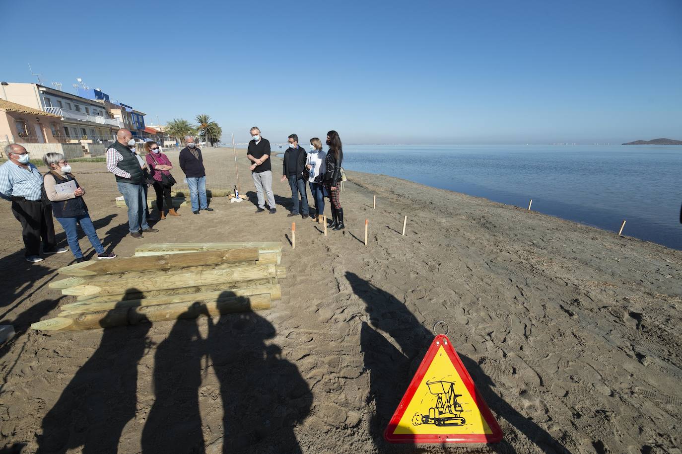 Fotos: Comienzan las obras para instalar un balneario en la playa de Los Urrutias