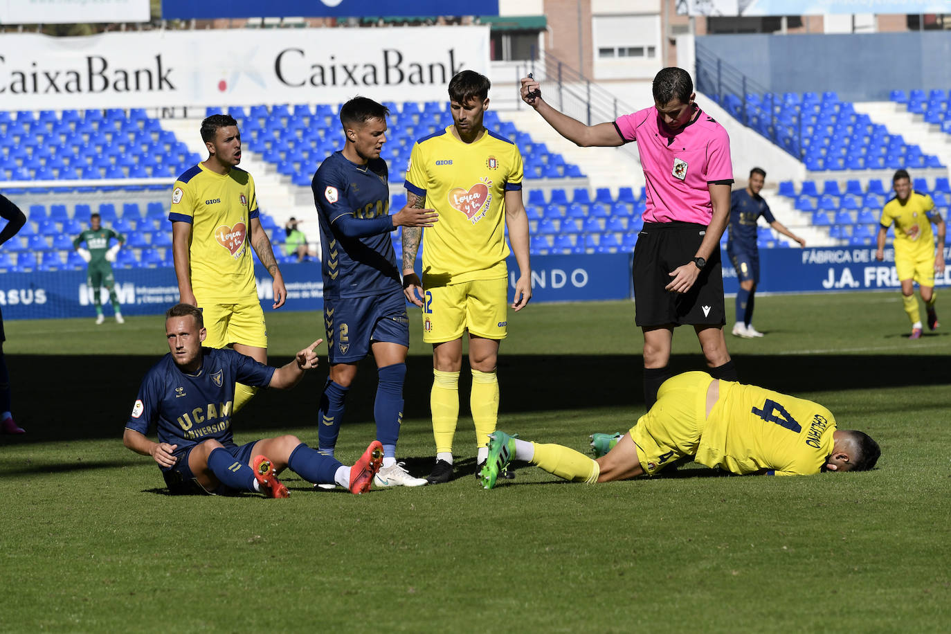 Fotos: Victoria del UCAM CF ante el Lorca Deportiva