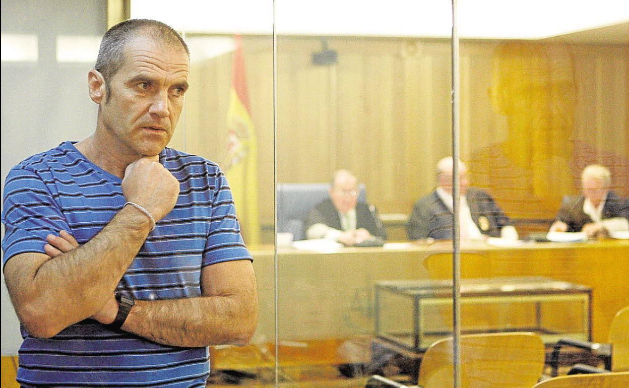 Kantauri, durante una sesión de un juicio celebrado en 2008. 