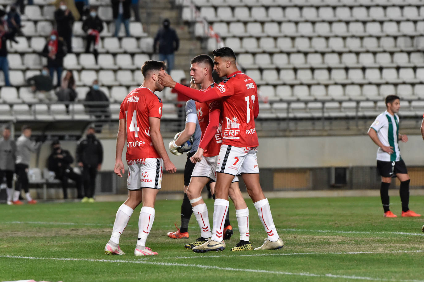 Fotos: El Real Murcia - Córdoba, en imágenes