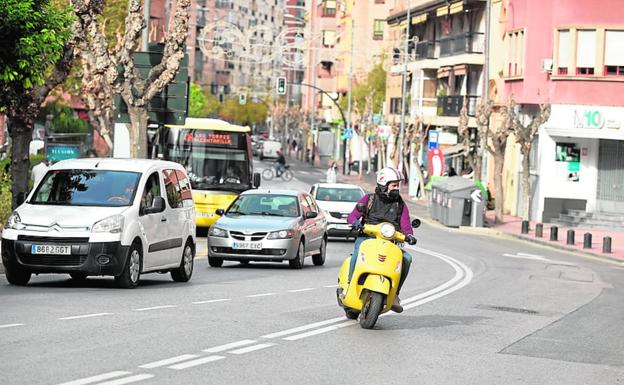 En este tramo de San Antón se elevará la calzada para que esté a cota cero. 