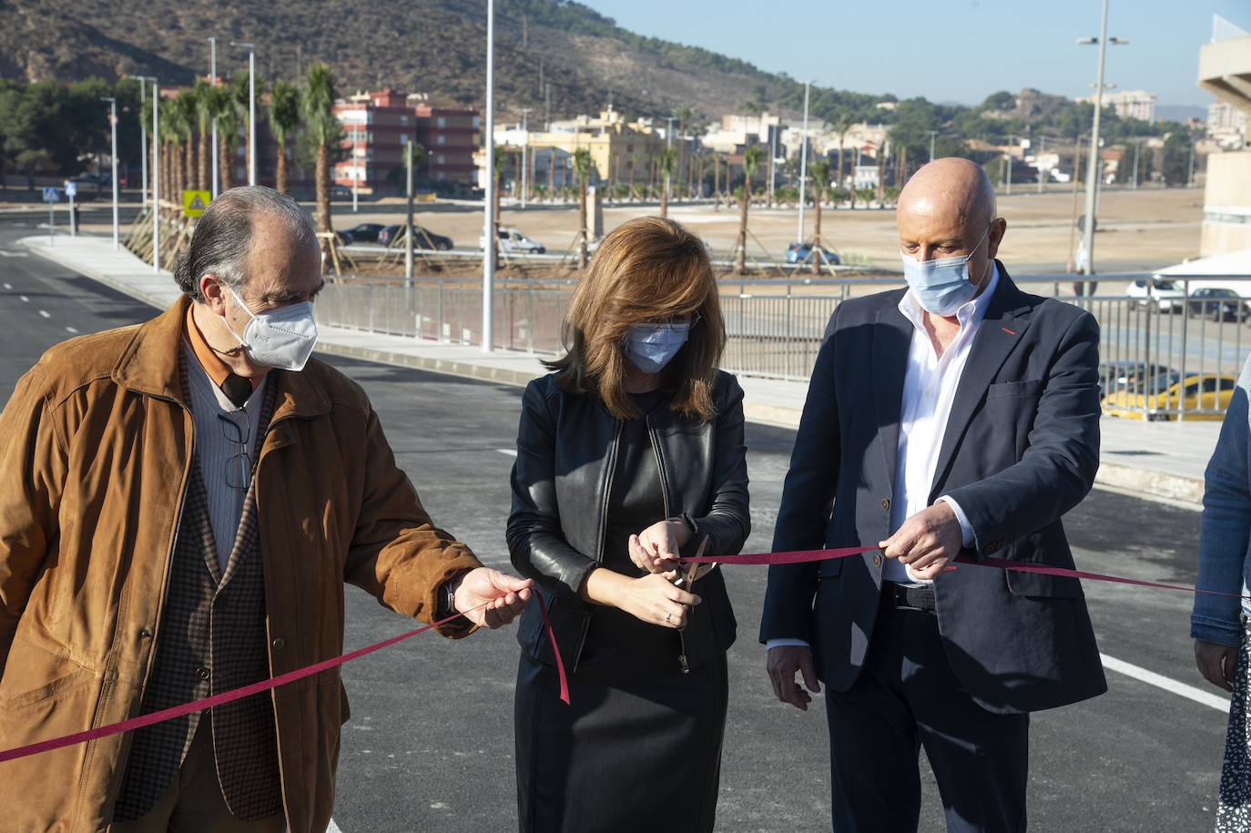Fotos: Abre al tráfico la avenida del Cantón de Cartagena 30 años después de ser proyectada