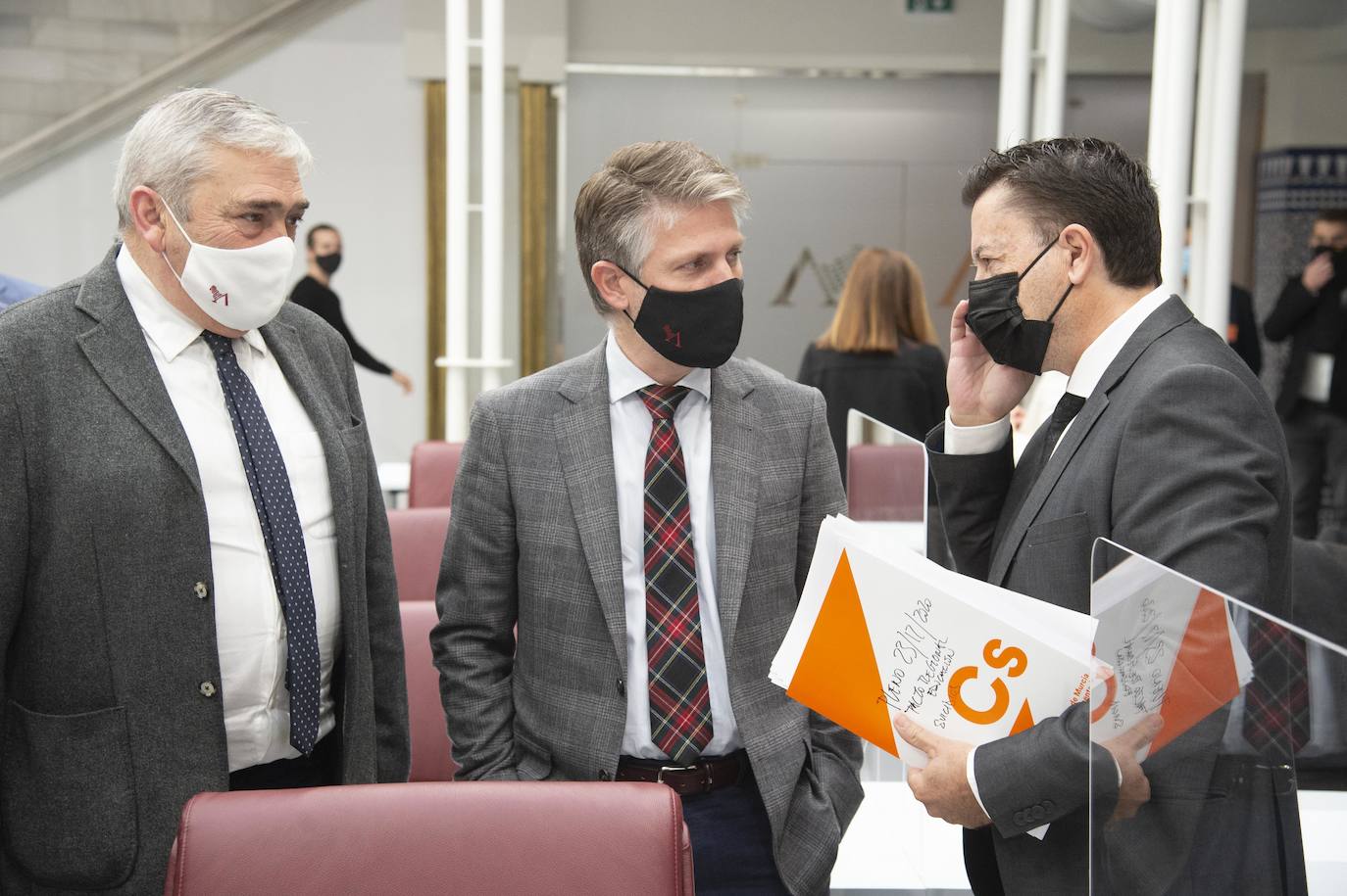 Fotos: La Asamblea plantea un pacto regional que aspire al consenso y la excelencia en la educación