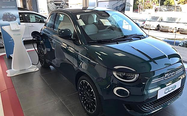 El nuevo Fiat 500 en las instalaciones de Huertas Center.