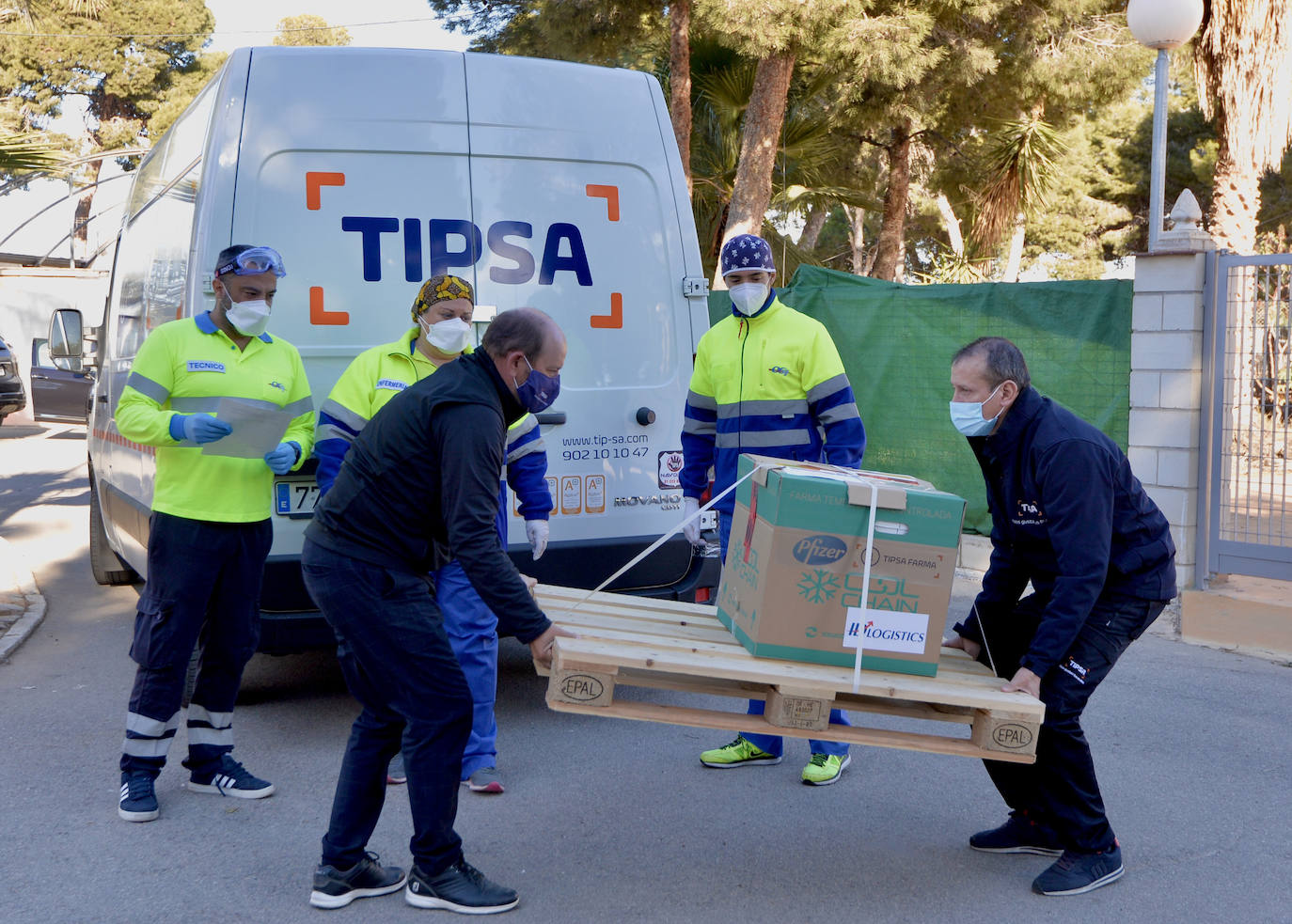 Fotos: La vacuna contra el coronavirus llega a la Región de Murcia