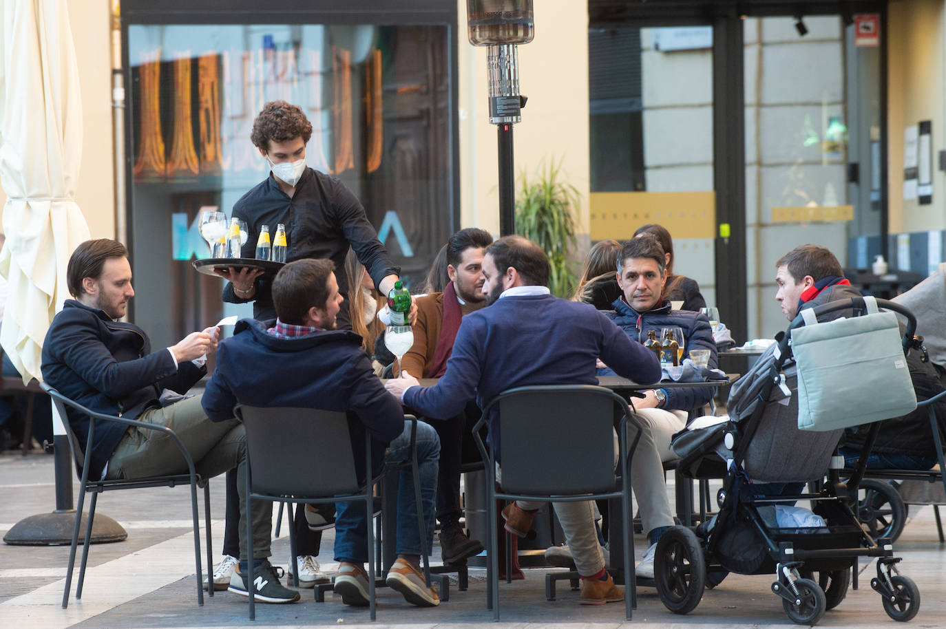 Fotos: Ambiente en Murcia durante el aperitivo y el &#039;tardeo&#039; de Nochevieja