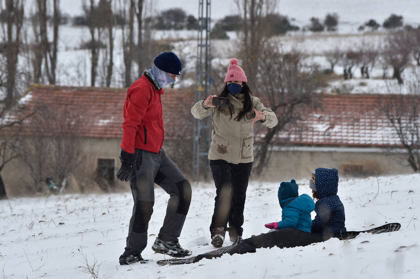 Fotos: El 2021 llega con nieve a Moratalla y Caravaca