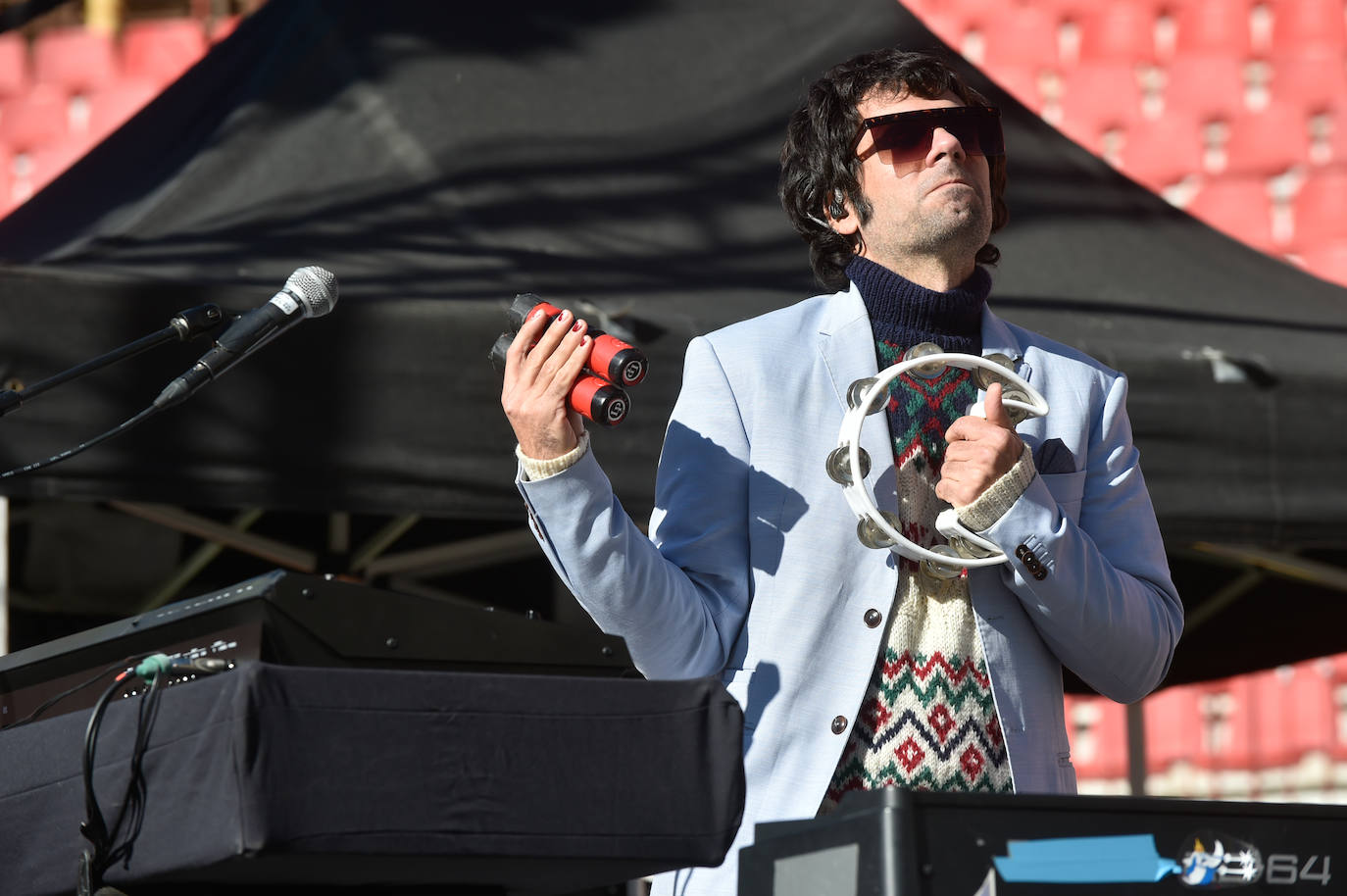 Fotos: Varry Brava y Don Fluor reciben con música el 2021