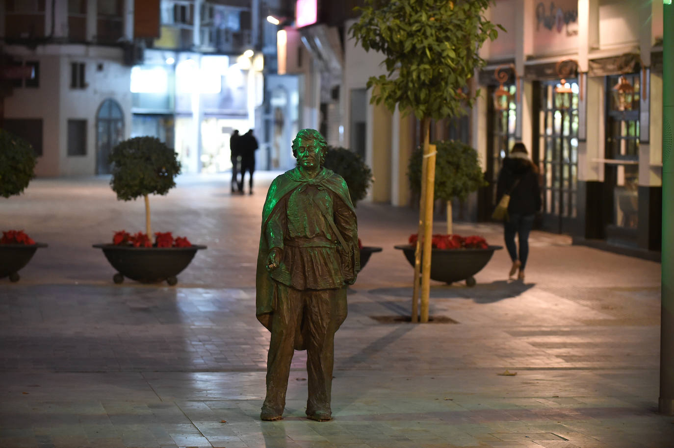 Fotos: Los bares cierran en Murcia en víspera de Reyes