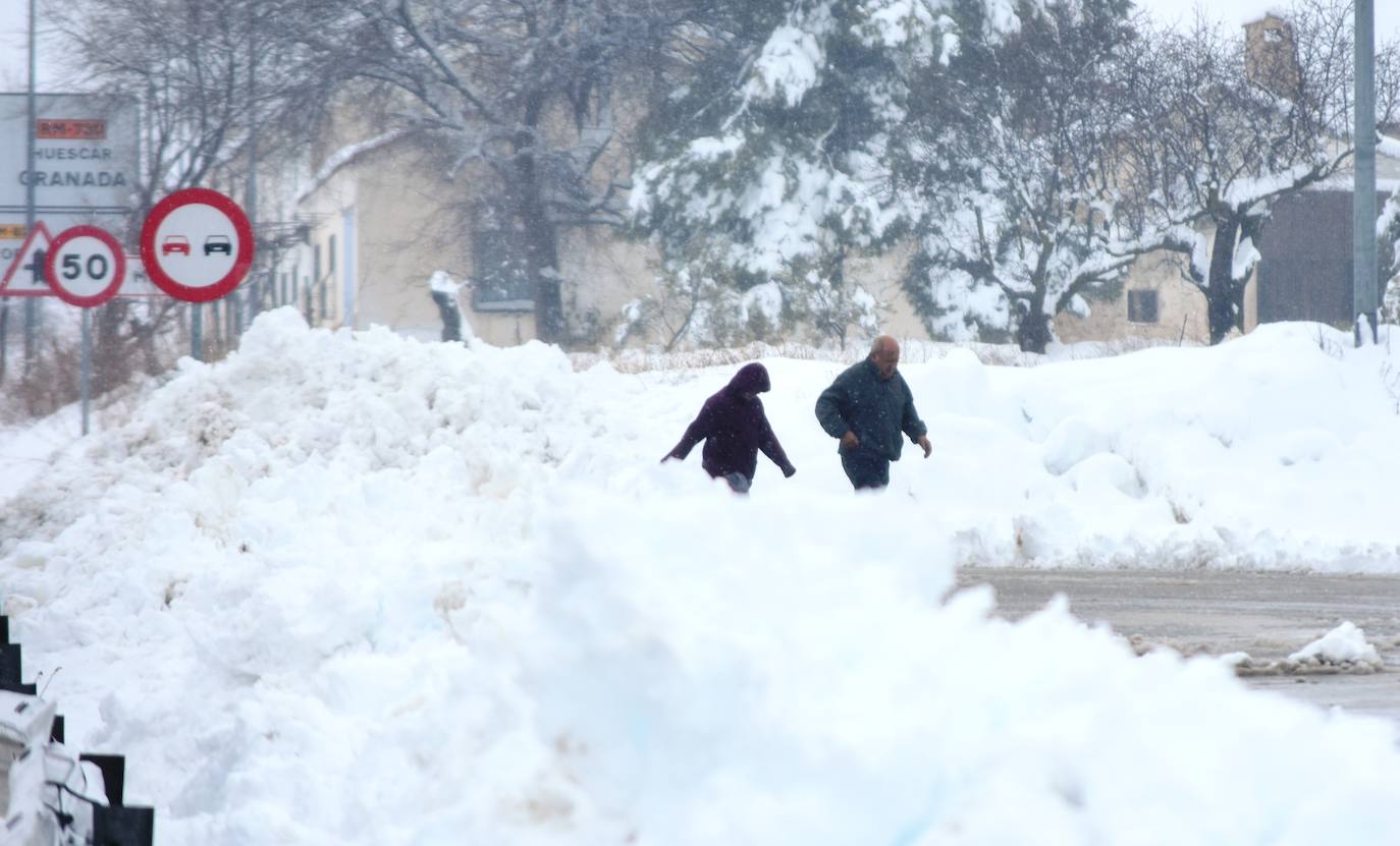 Fotos: La nieve pinta de blanco el Noroeste de la Región de Murcia