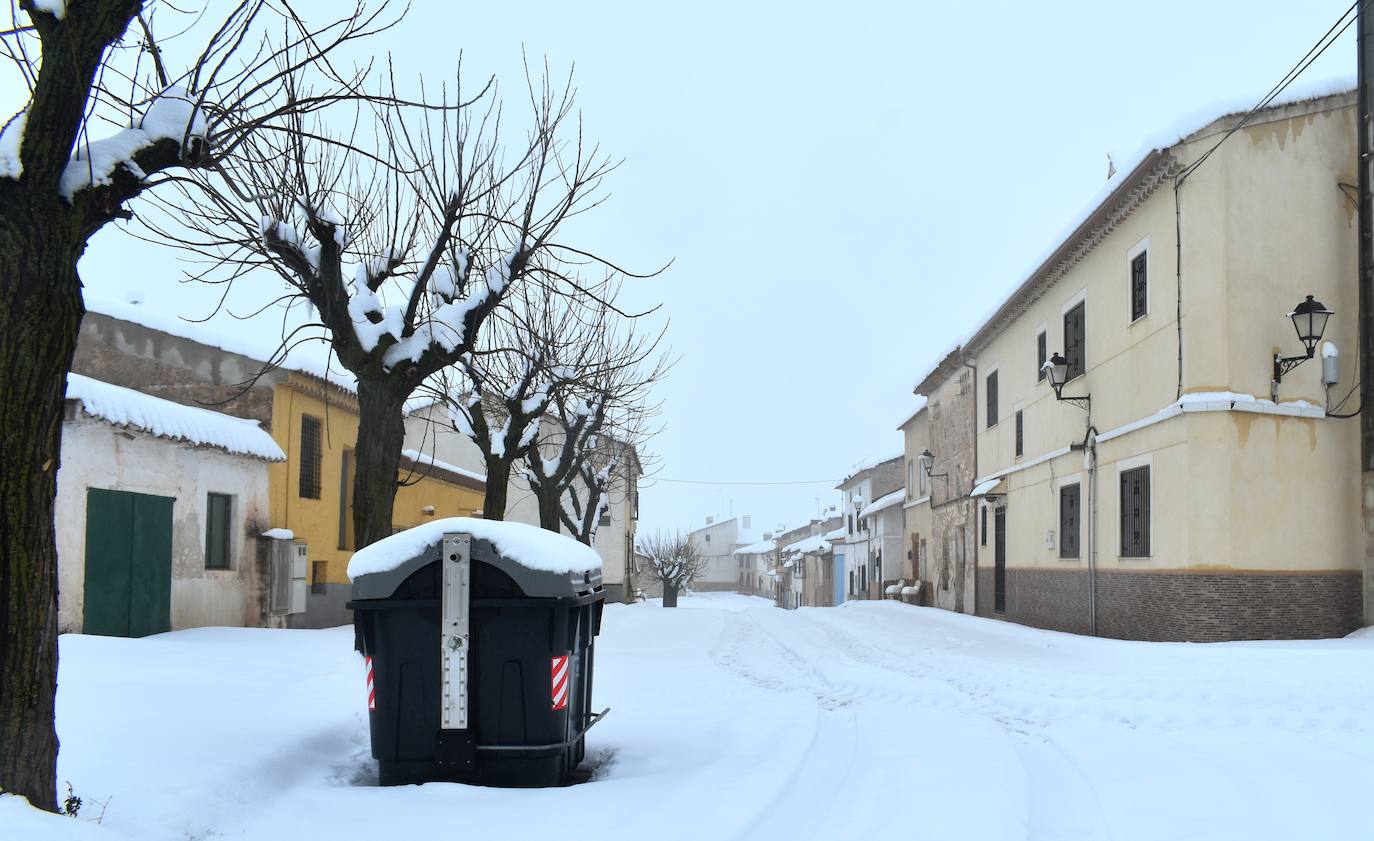 Fotos: La nieve pinta de blanco el Noroeste de la Región de Murcia